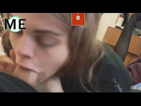 ❤️ Грлени курац, поцепане најлонке и поцепане штикле лепо је упознати ☑ Порно код нас ☑